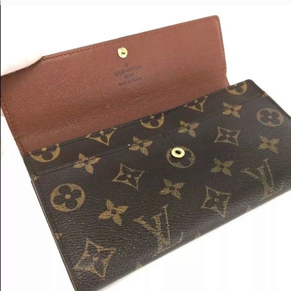 🌟🌟💯Authentic LV Sarah Wallet🌟🌟 - Picture 8 of 14
